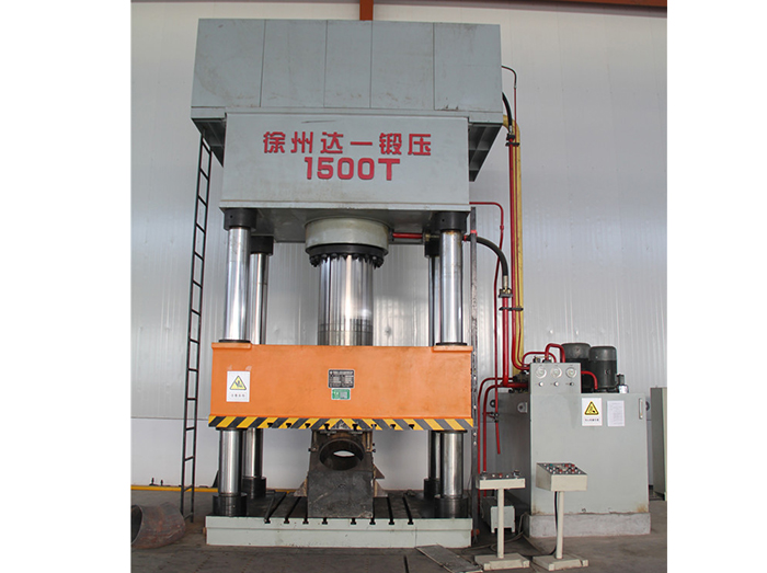 1,500吨液压机